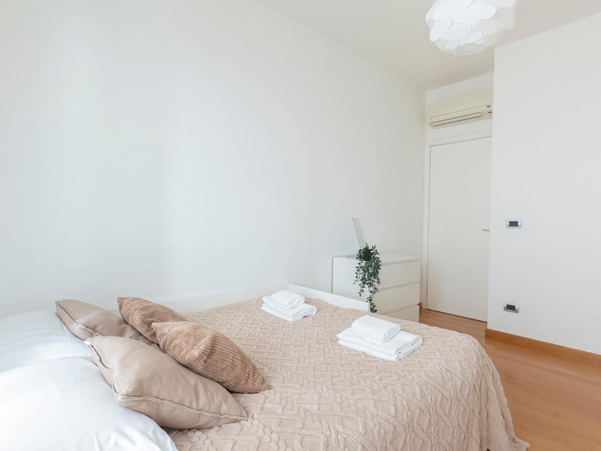 Luxury Apartment - Cesare Battisti 26A San Donato Milanese Esterno foto